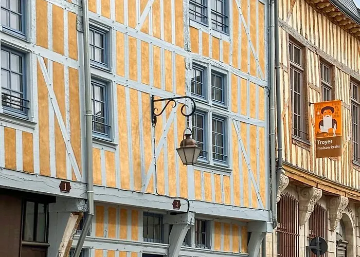 Le Loft Brunneval - Refuge Arty Du Xvie Siecle Апартаменты